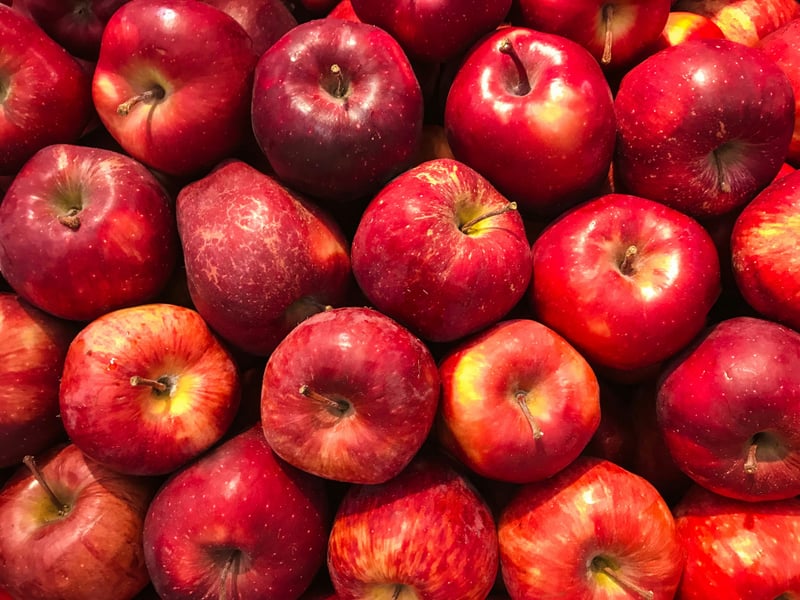 Red Apple